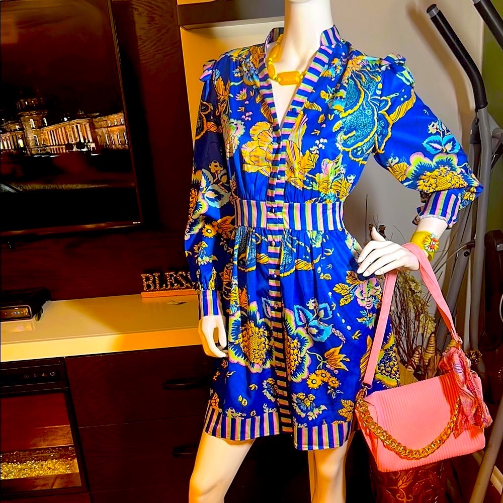 Floral Blue Dress with Pink Accents - Picture 4 of 11